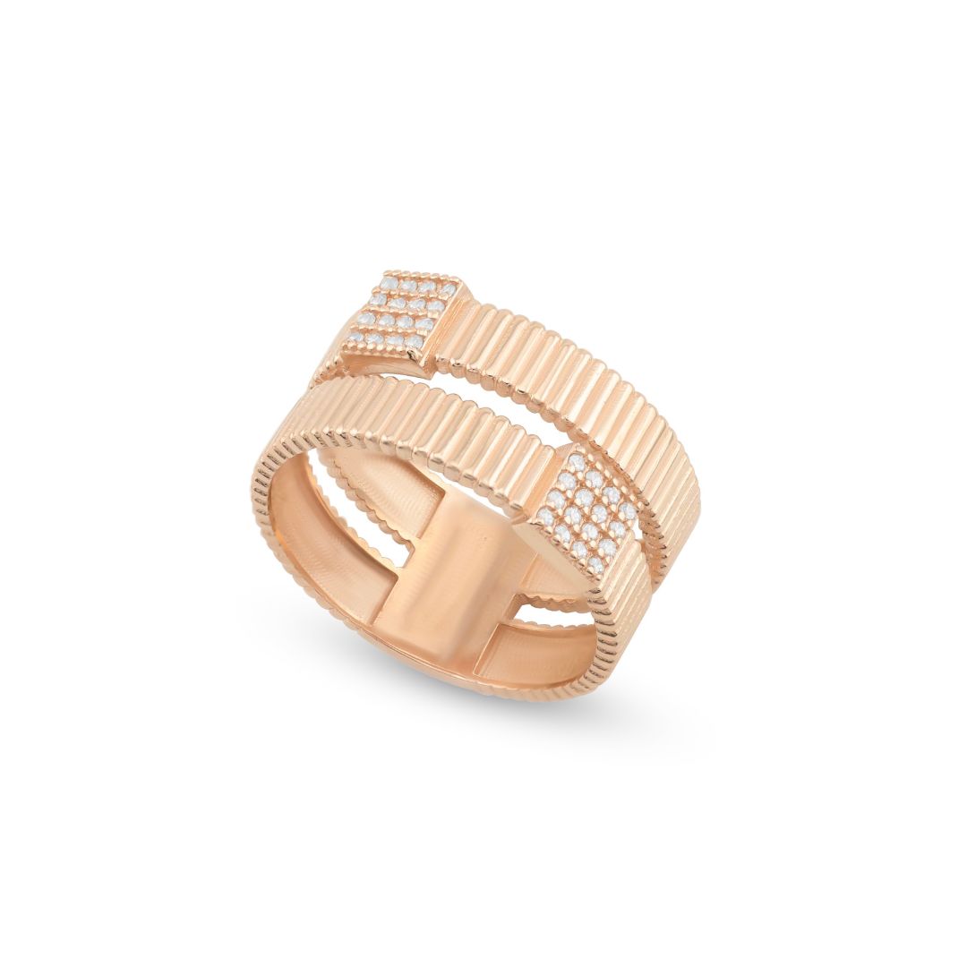 Modernus auksinis žiedas DMZ166