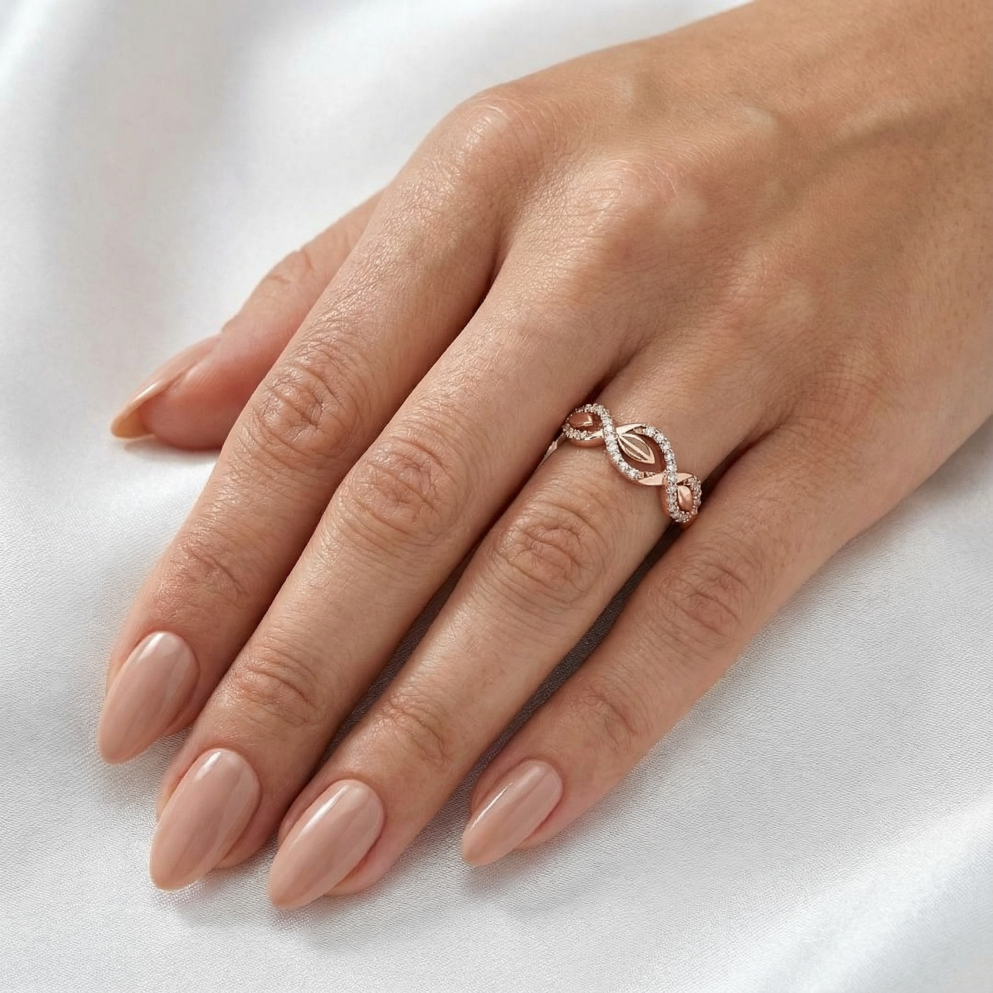 Auksinis žiedas su cirkoniais AA5