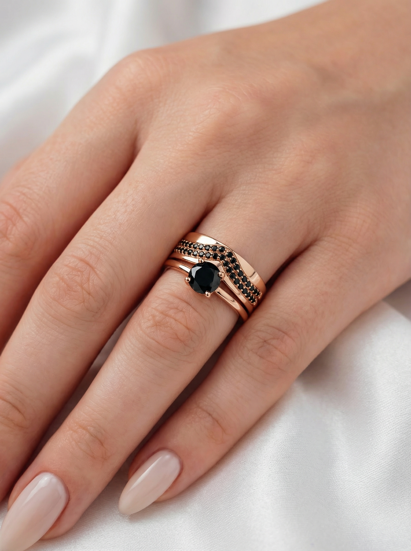 Auksinis žiedas su cirkoniais AUD007