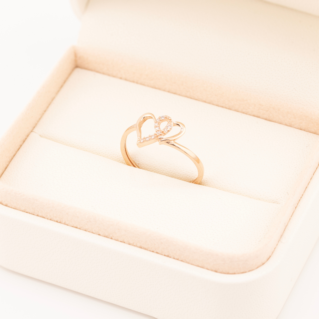 Auksinis žiedas "Širdelės" TAN2302P