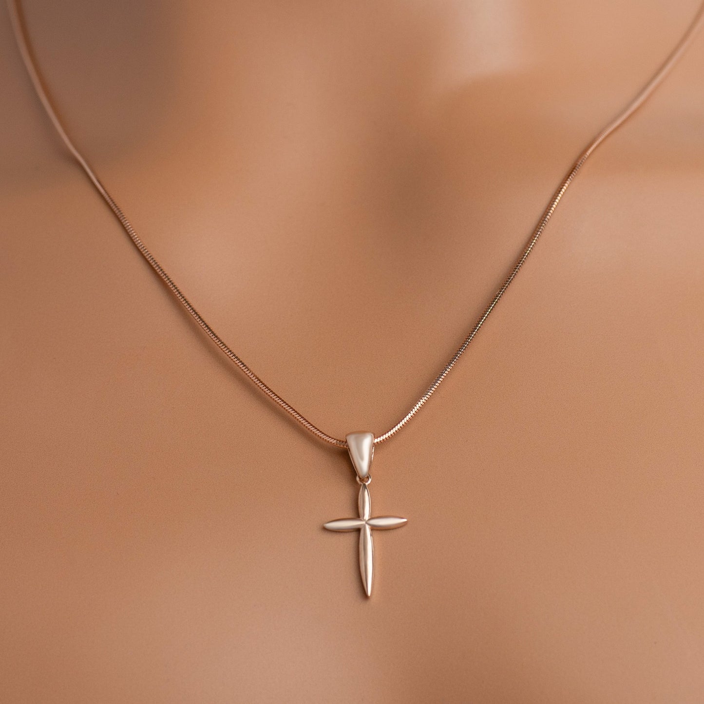 Auksinis kryželio pakabukas PA0050