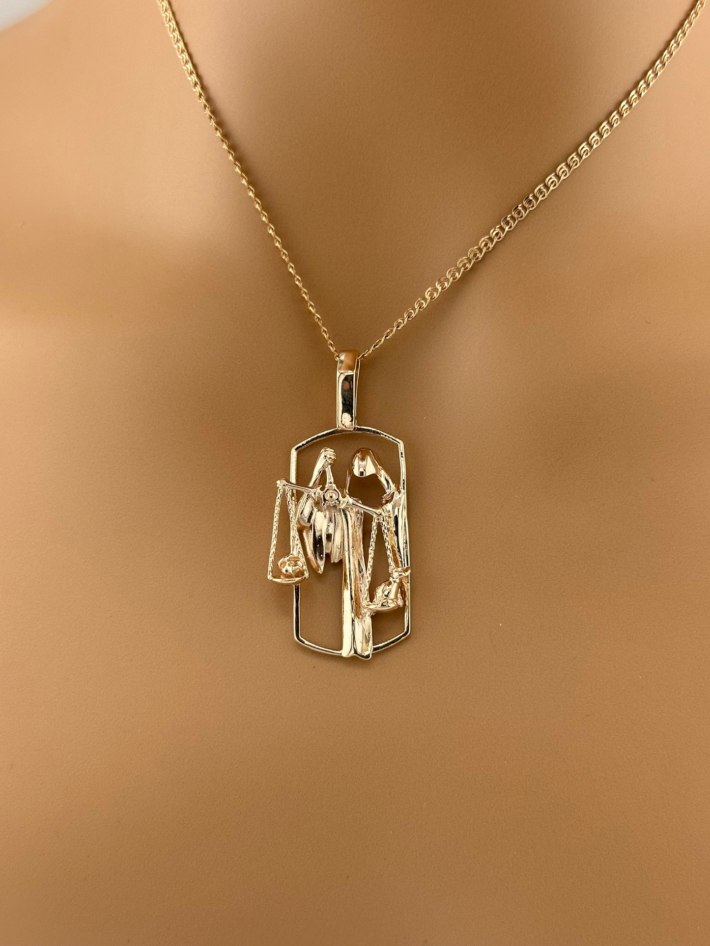 Auksinis pakabukas PA0061