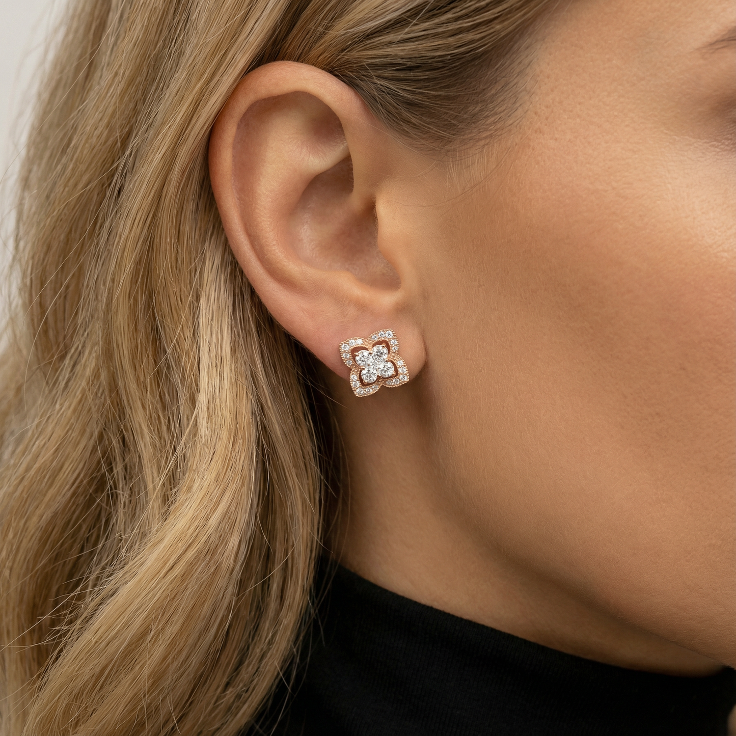 Auksiniai auskarai su cirkoniais TUA0033