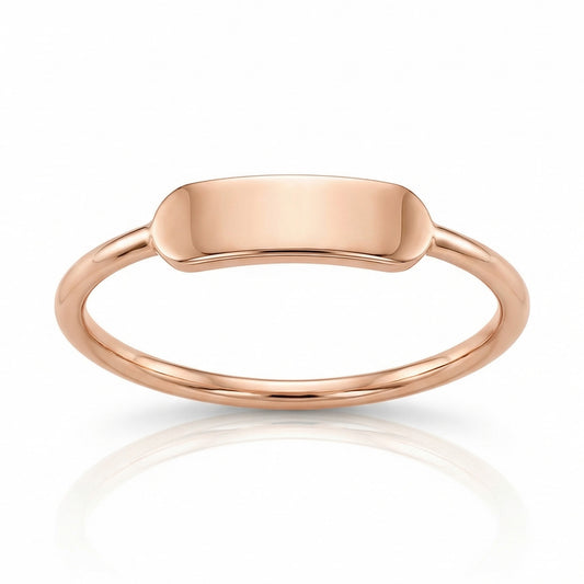 Personalizuojamas auksinis žiedas su graviravimo plokštele PMZ165