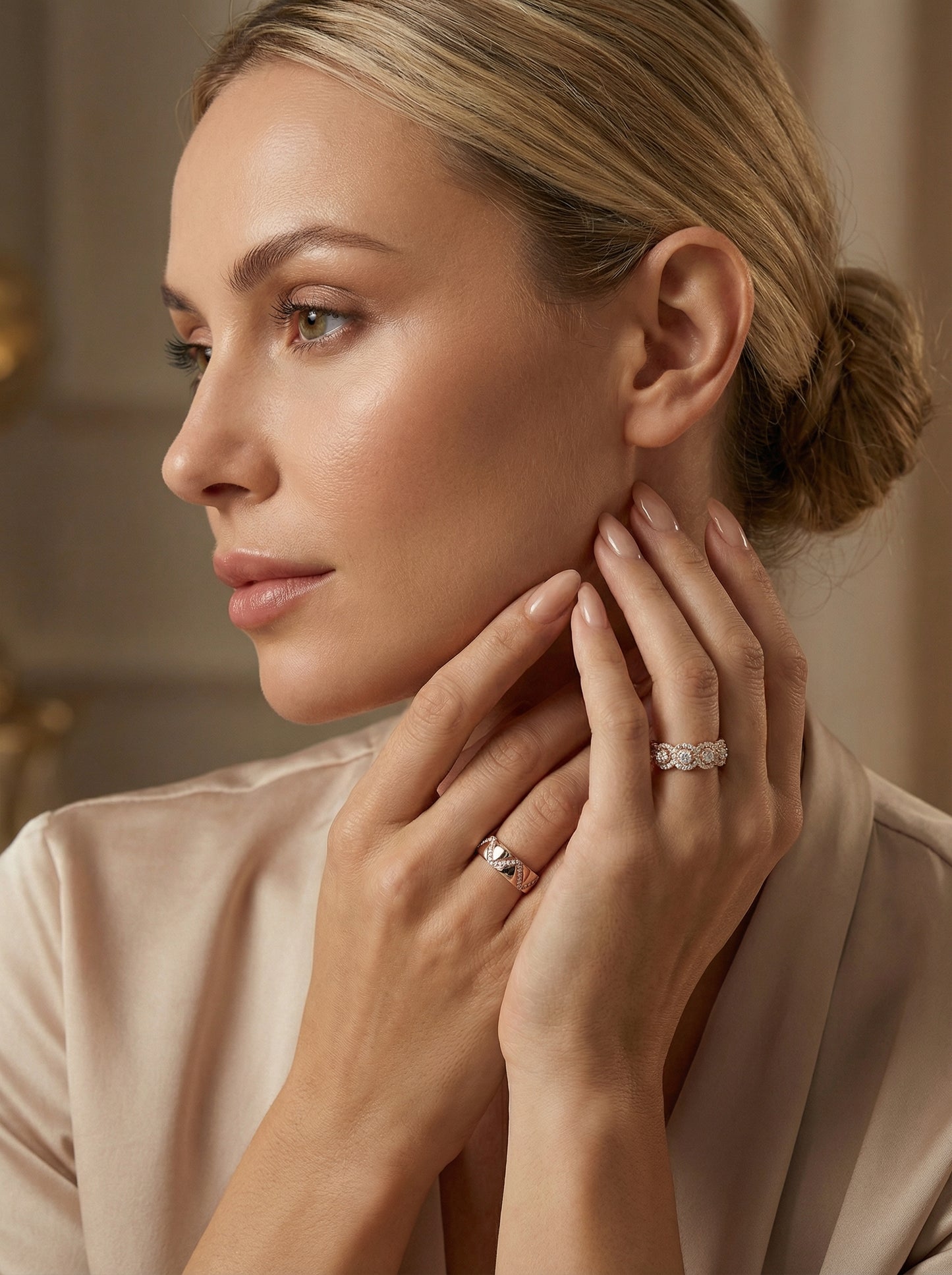 Auksinis žiedas su cirkoniais AA18
