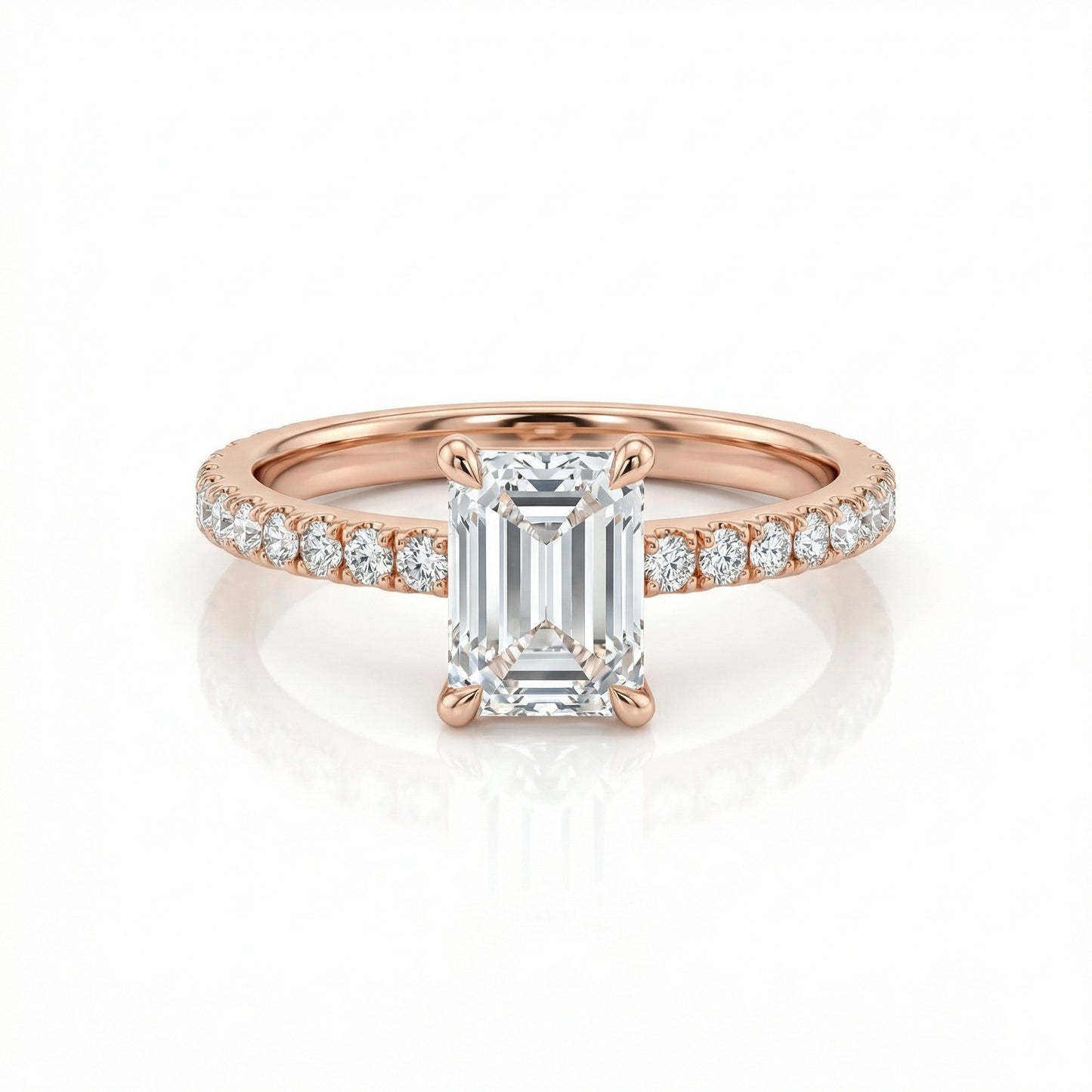 Auksinis „Cushion“ žiedas AUD064