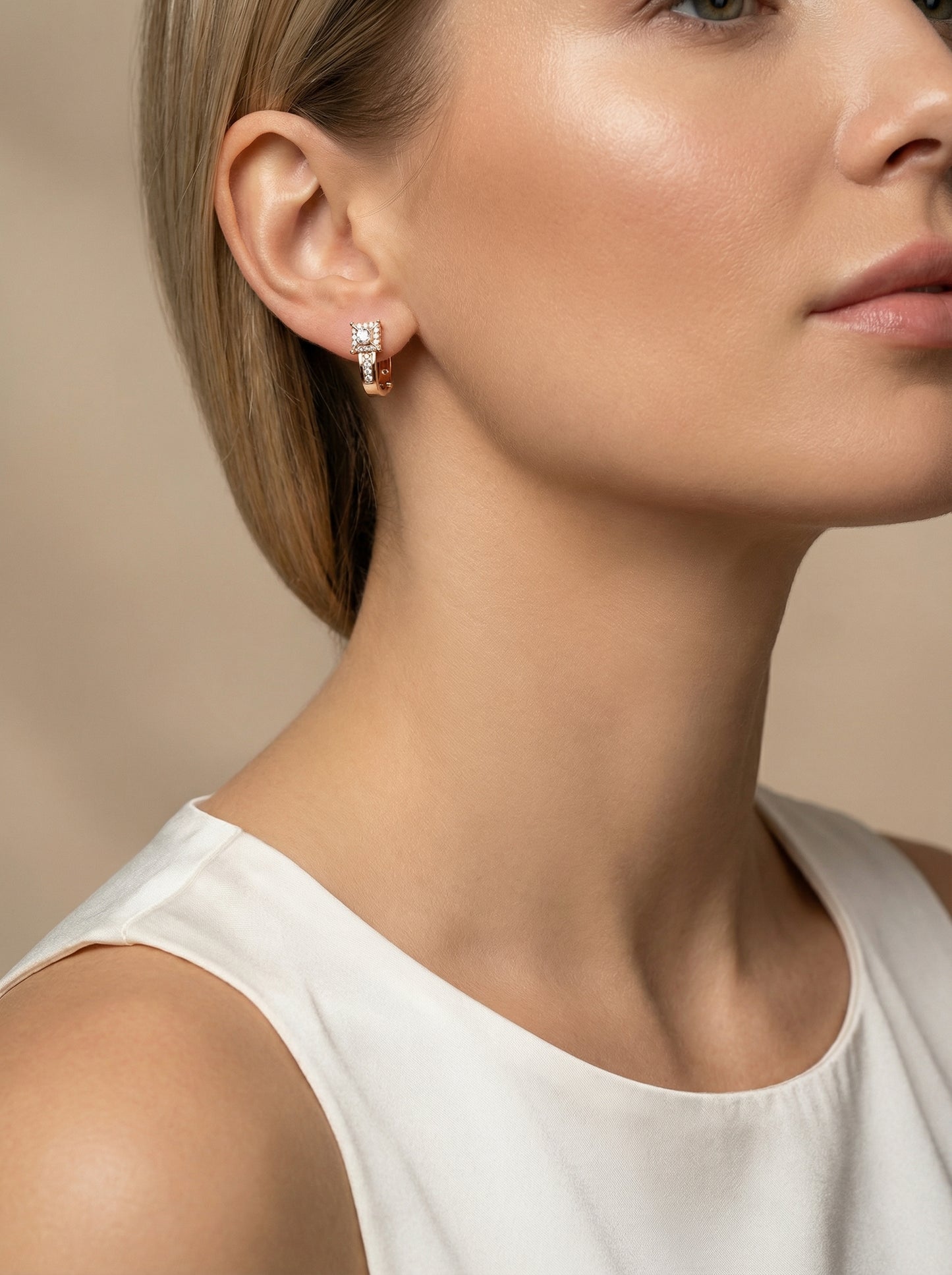 Auksiniai auskarai su cirkoniais AUM131