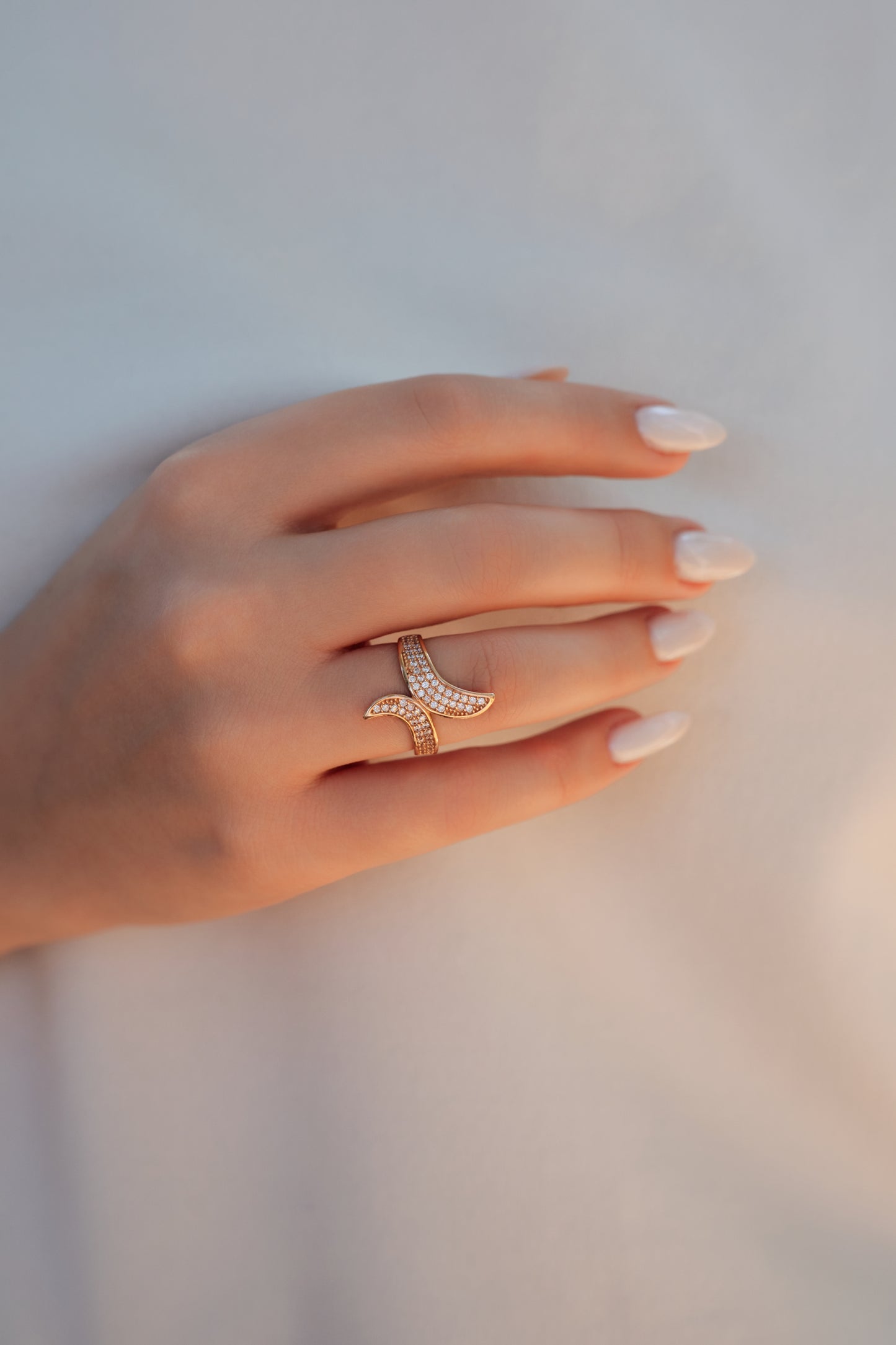 Auksinis žiedas su cirkoniais AA7