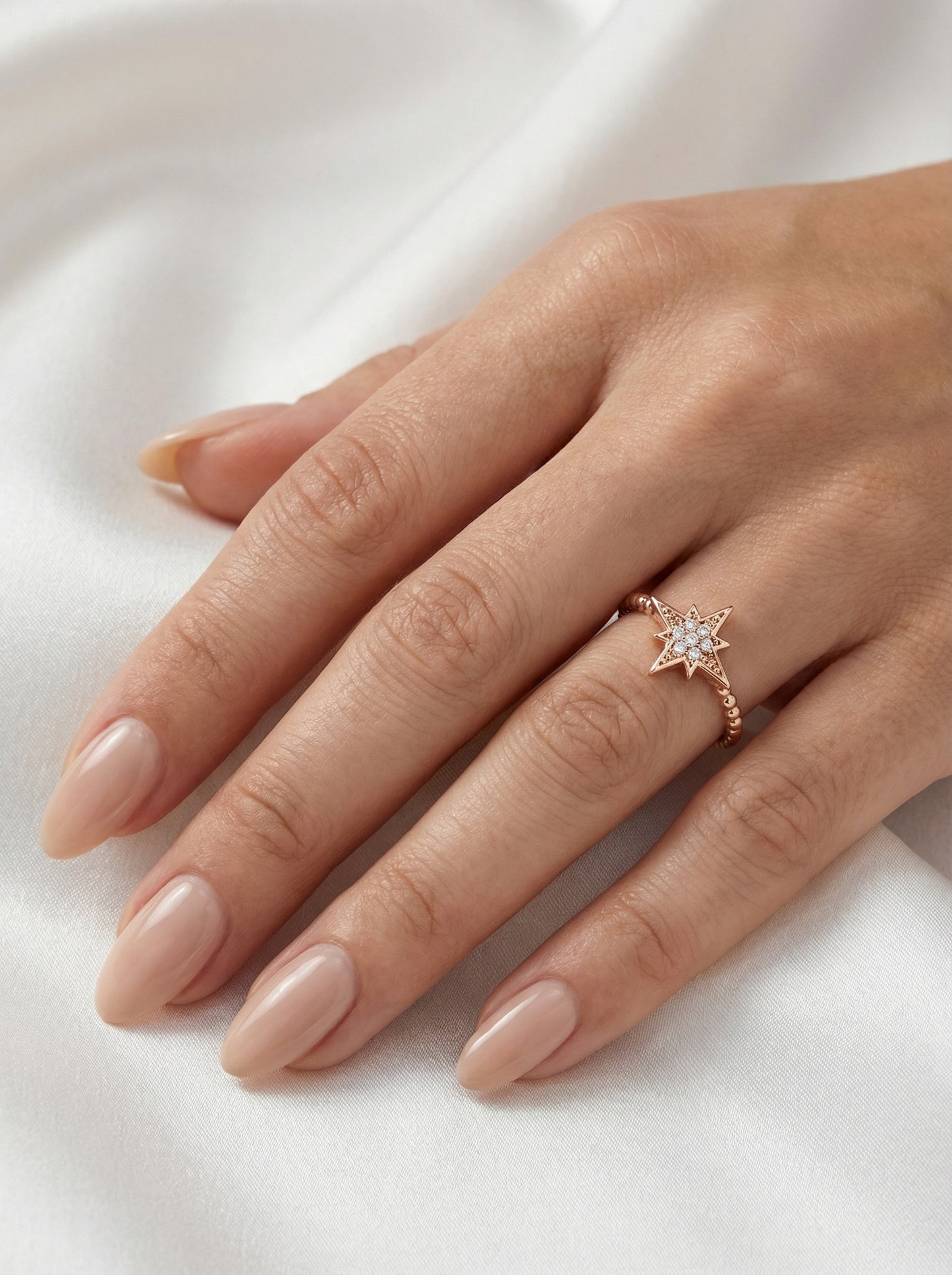 Auksinis žiedas „Kosmoso spindesys“ su cirkoniais PMZ148