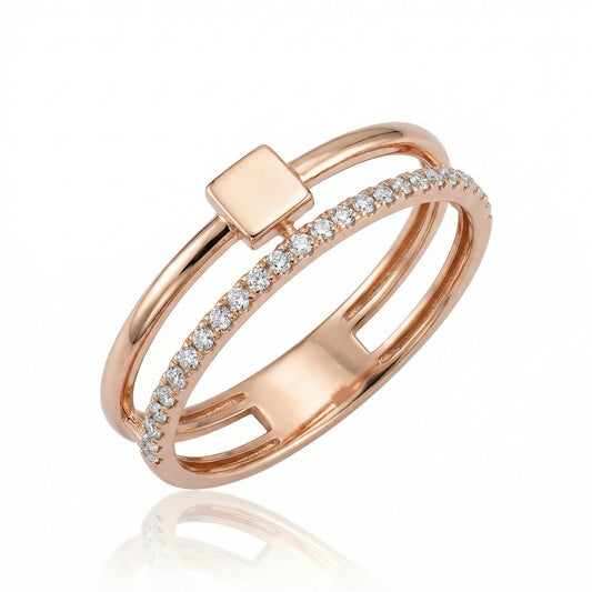 Modernus auksinis žiedas su subtiliu kvadratiniu akcentu PMZ142